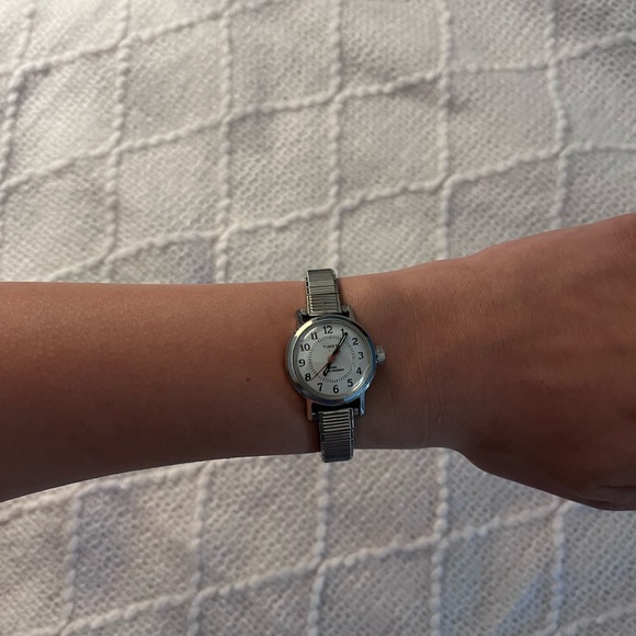 Vintage Silver Timex Water Resistant Bracelet‎ Watch - Picture 3 of 6